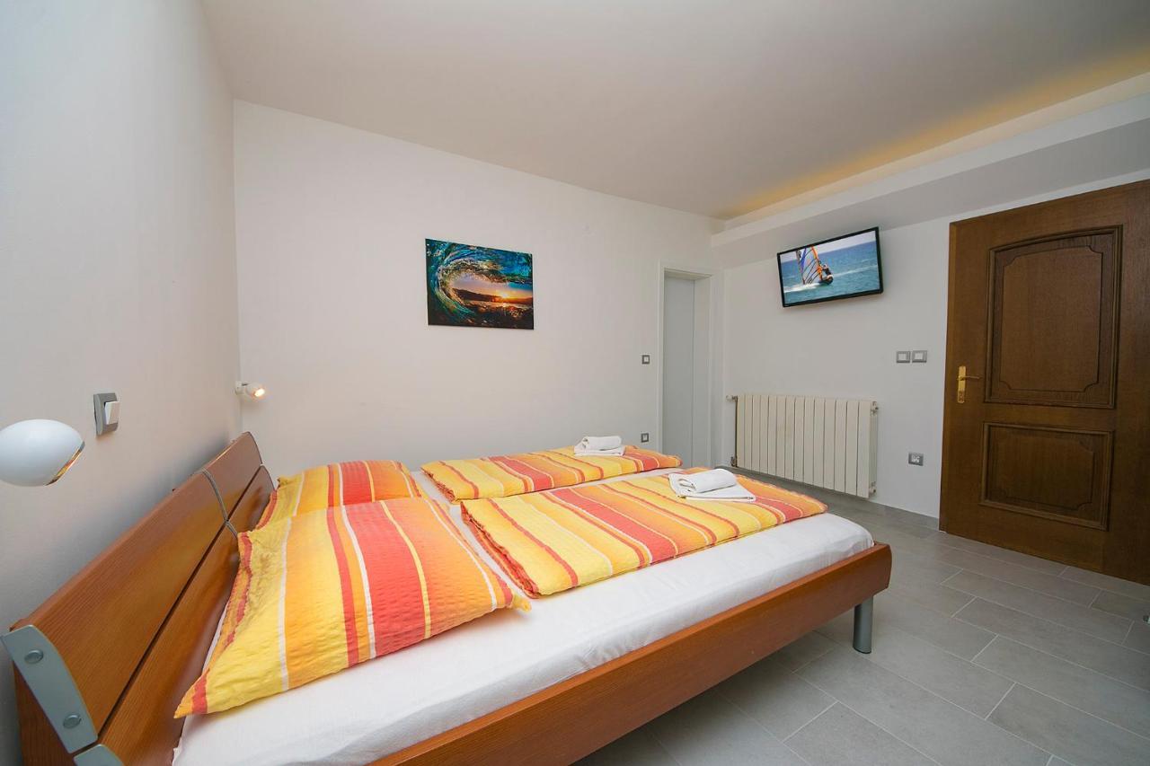 Adria Brela Apartments 외부 사진