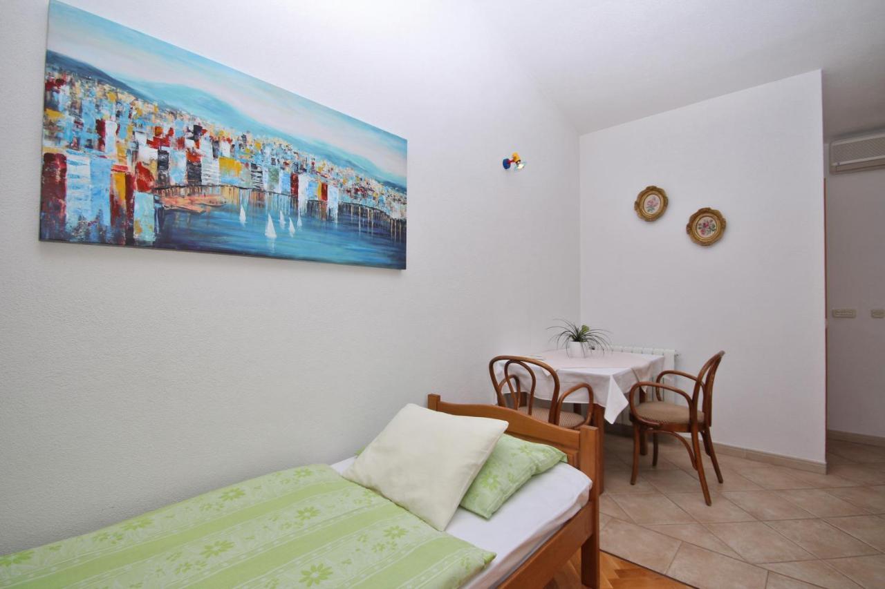Adria Brela Apartments 외부 사진