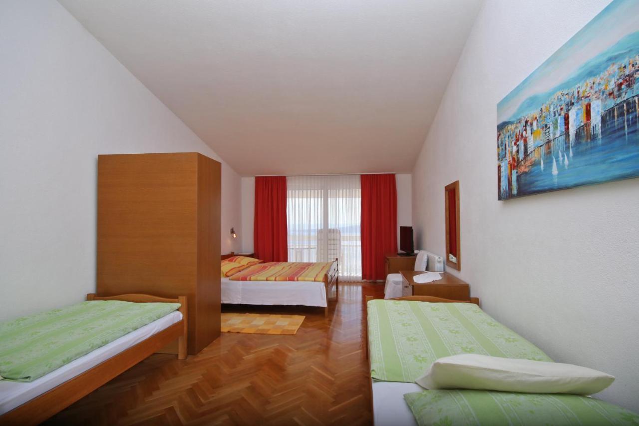 Adria Brela Apartments 외부 사진
