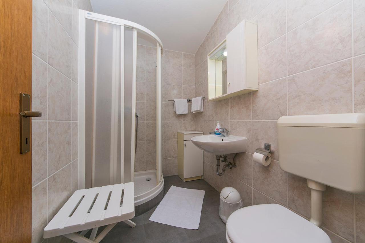 Adria Brela Apartments 외부 사진